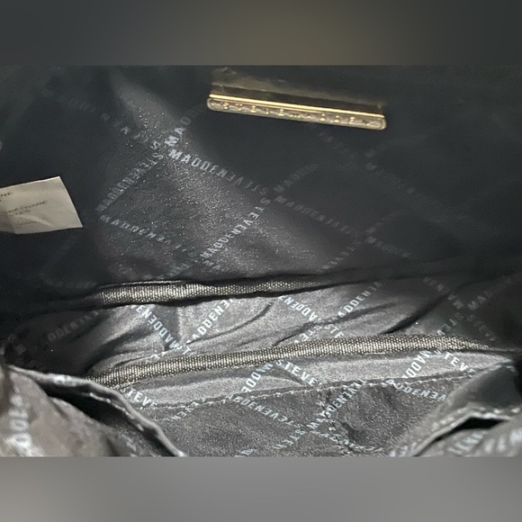 Steve Madden Black Hobo/Shoulder Bag Purse - Picture 6 of 7